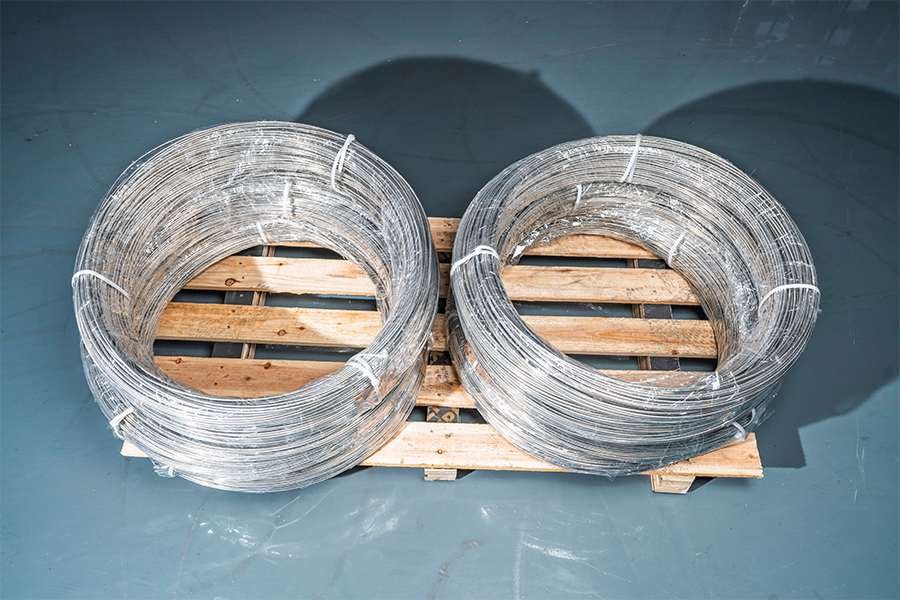 Materiale magnetice dure vs moi: diferențele cheie explicate